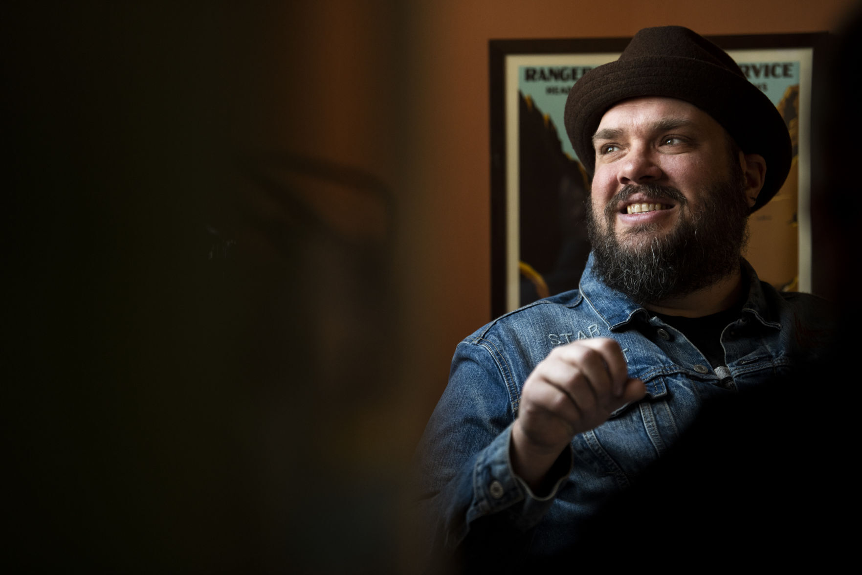 Entertainer: Travis Yost 04